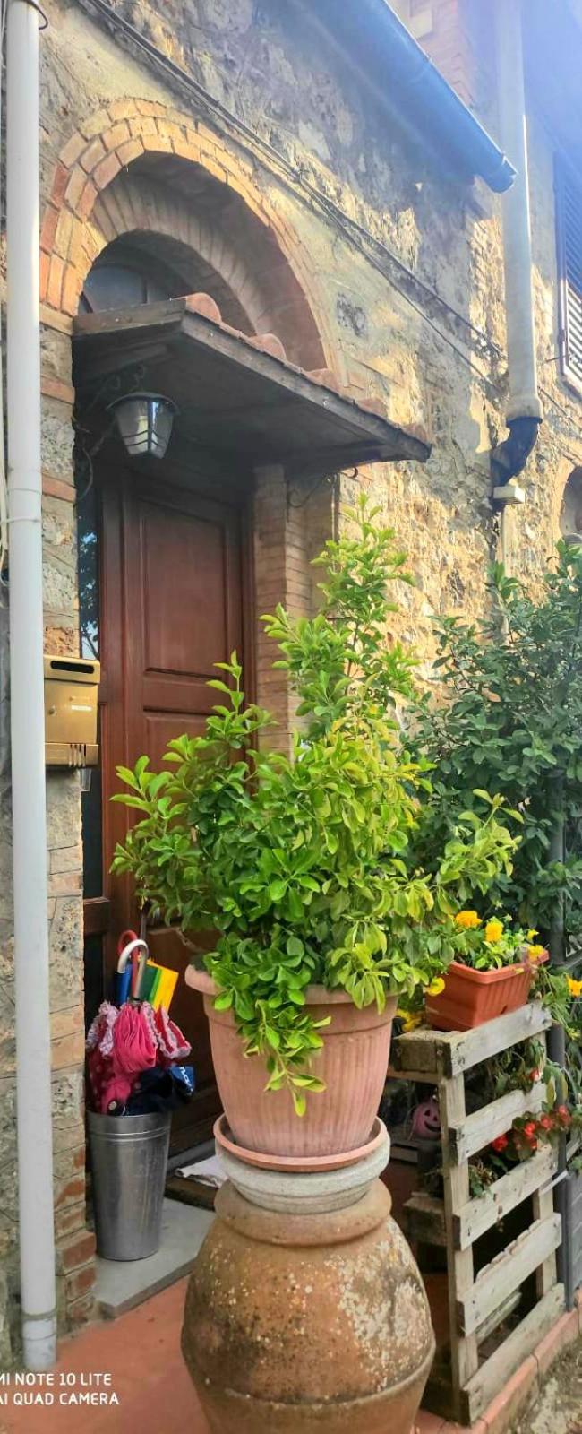 Luca'S Home San Gimignano Szoba fotó